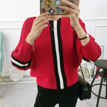 Load image into Gallery viewer, 2019 New Autumn Winter Women Sweater Pullover Stripe Contrast Color Bat Sleeve Knitted Jumper Loose Short Tops Outwear Pull Femm
